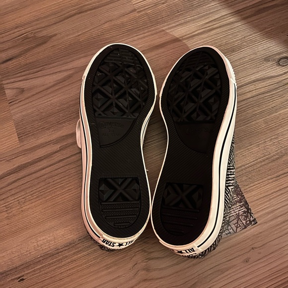 Converse AllStar Women’s 9 Tweed Zebra Print Sneakers NWT - Picture 4 of 4